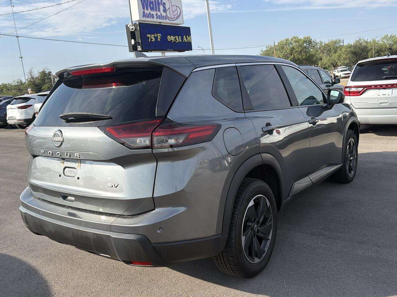 Nissan Rogue  2024