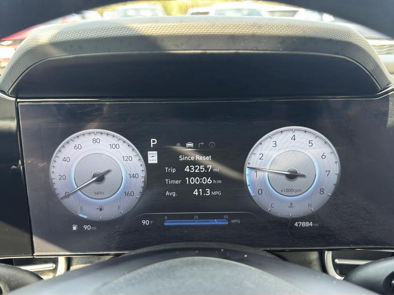 Hyundai Elantra  2024