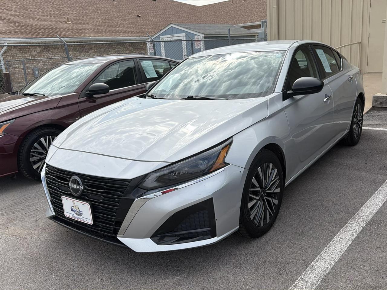 Nissan Altima  2024