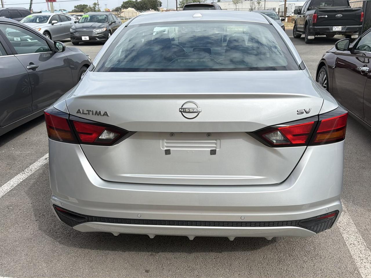 Nissan Altima  2024