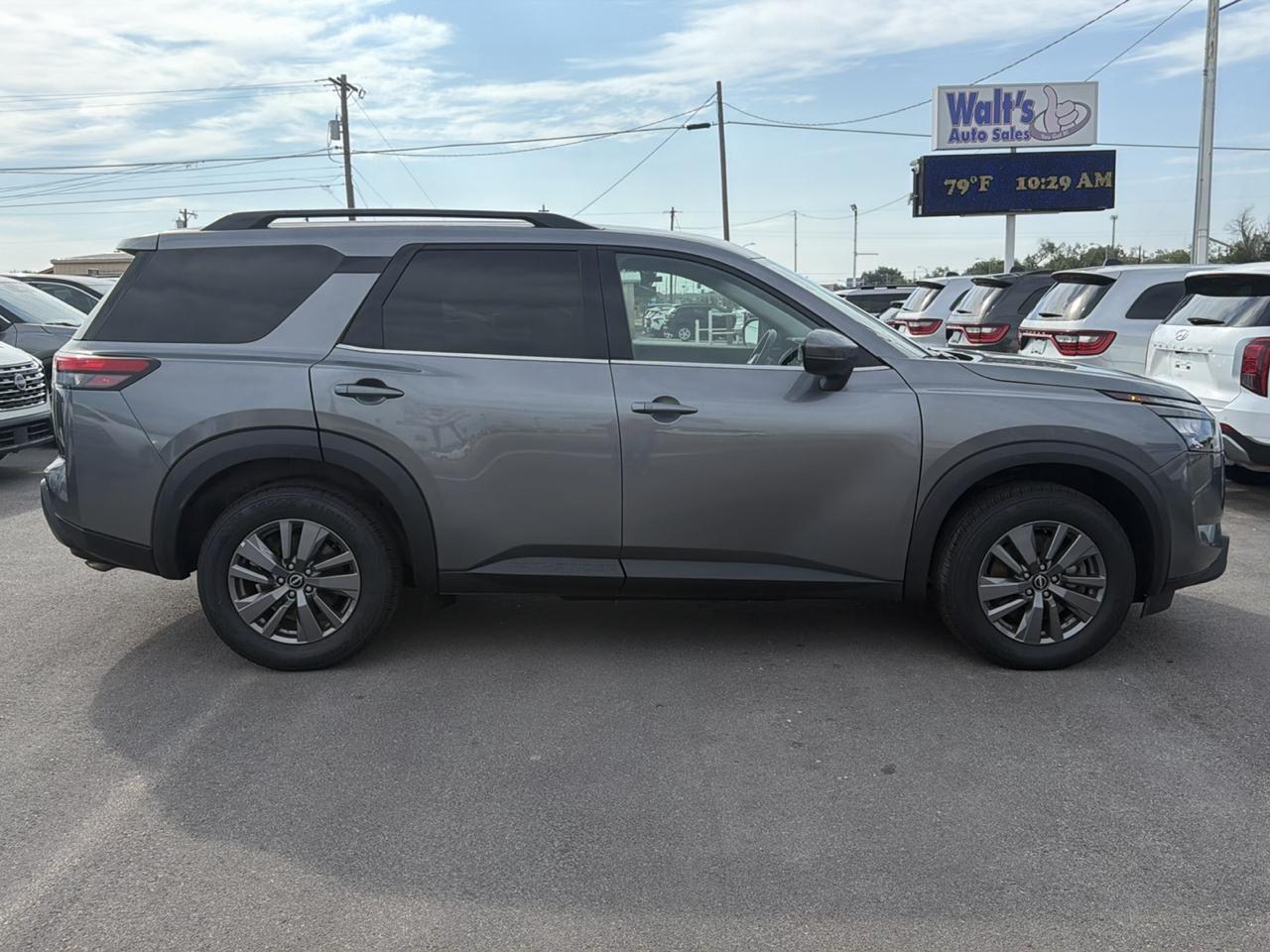 Nissan Pathfinder  2025