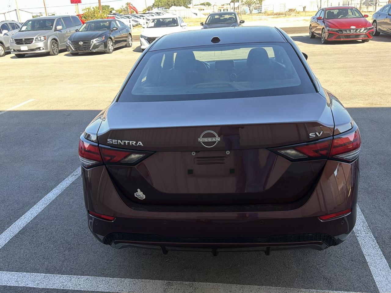 Nissan Sentra  2024