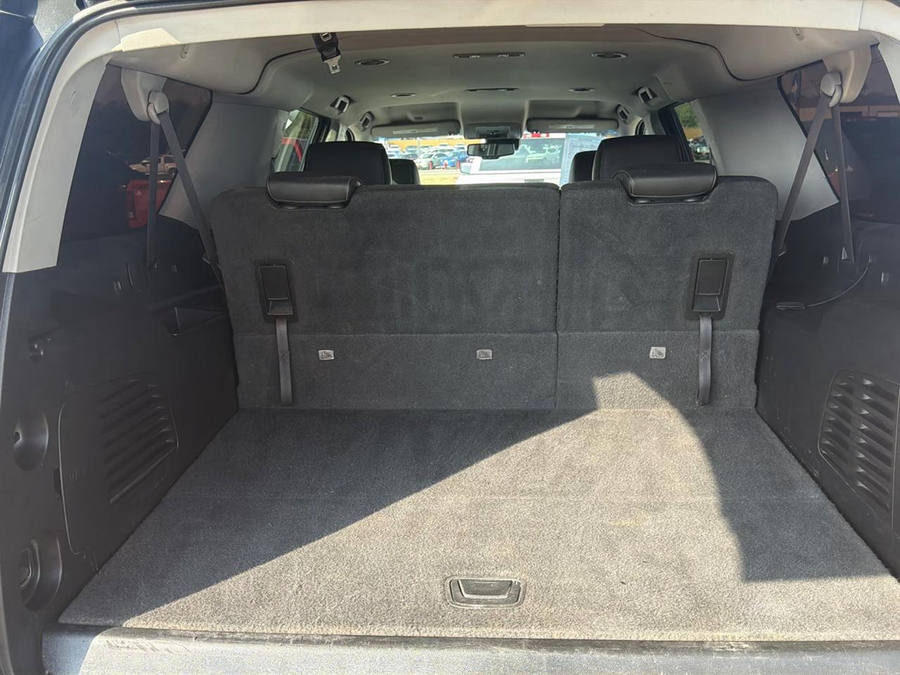 Chevrolet Suburban  2015