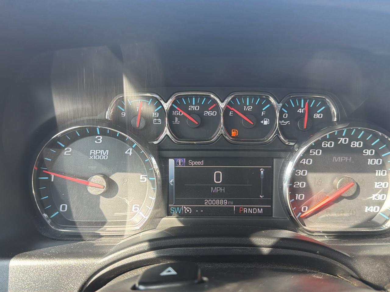 Chevrolet Suburban  2015