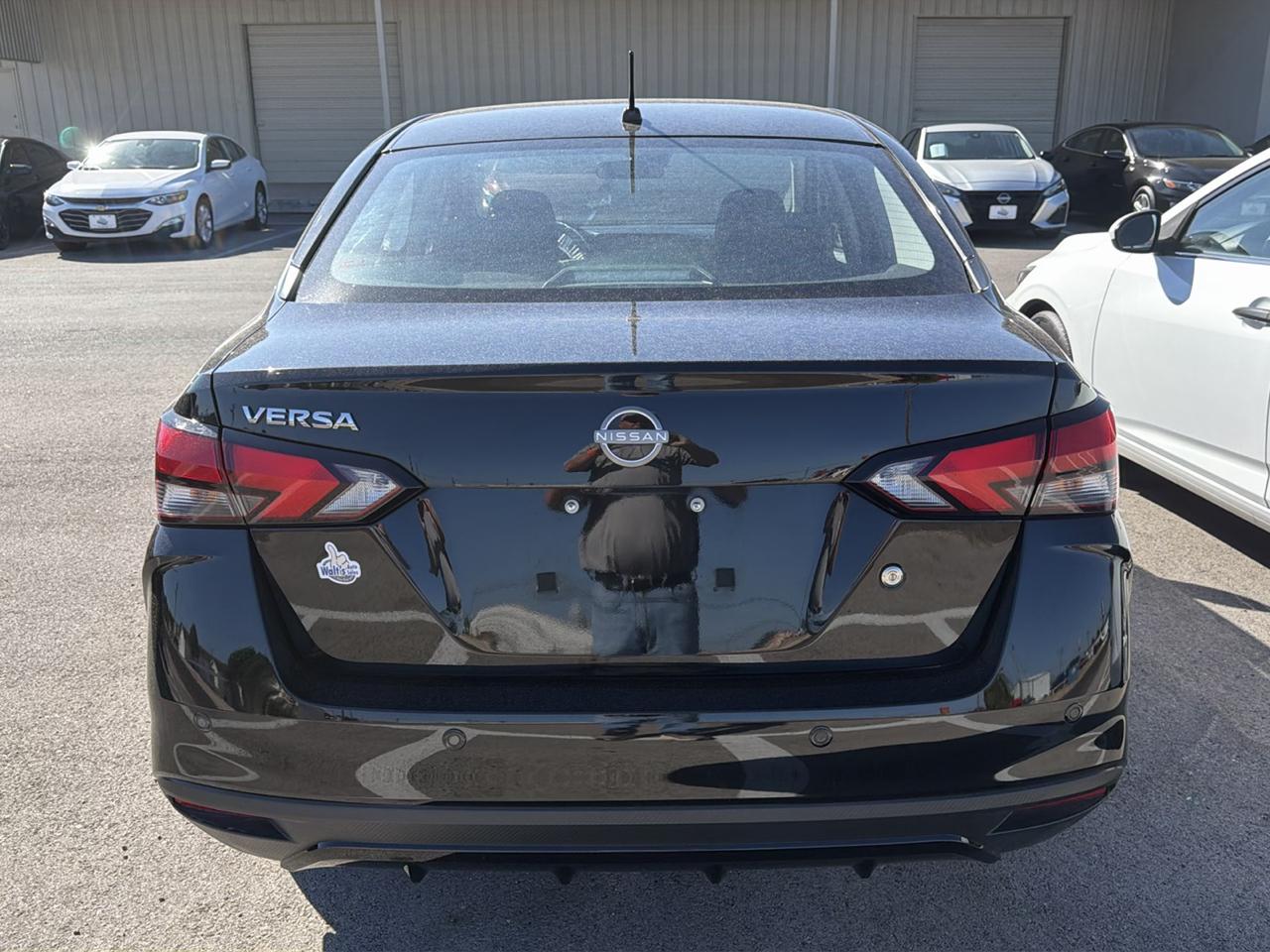 Nissan Versa  2025