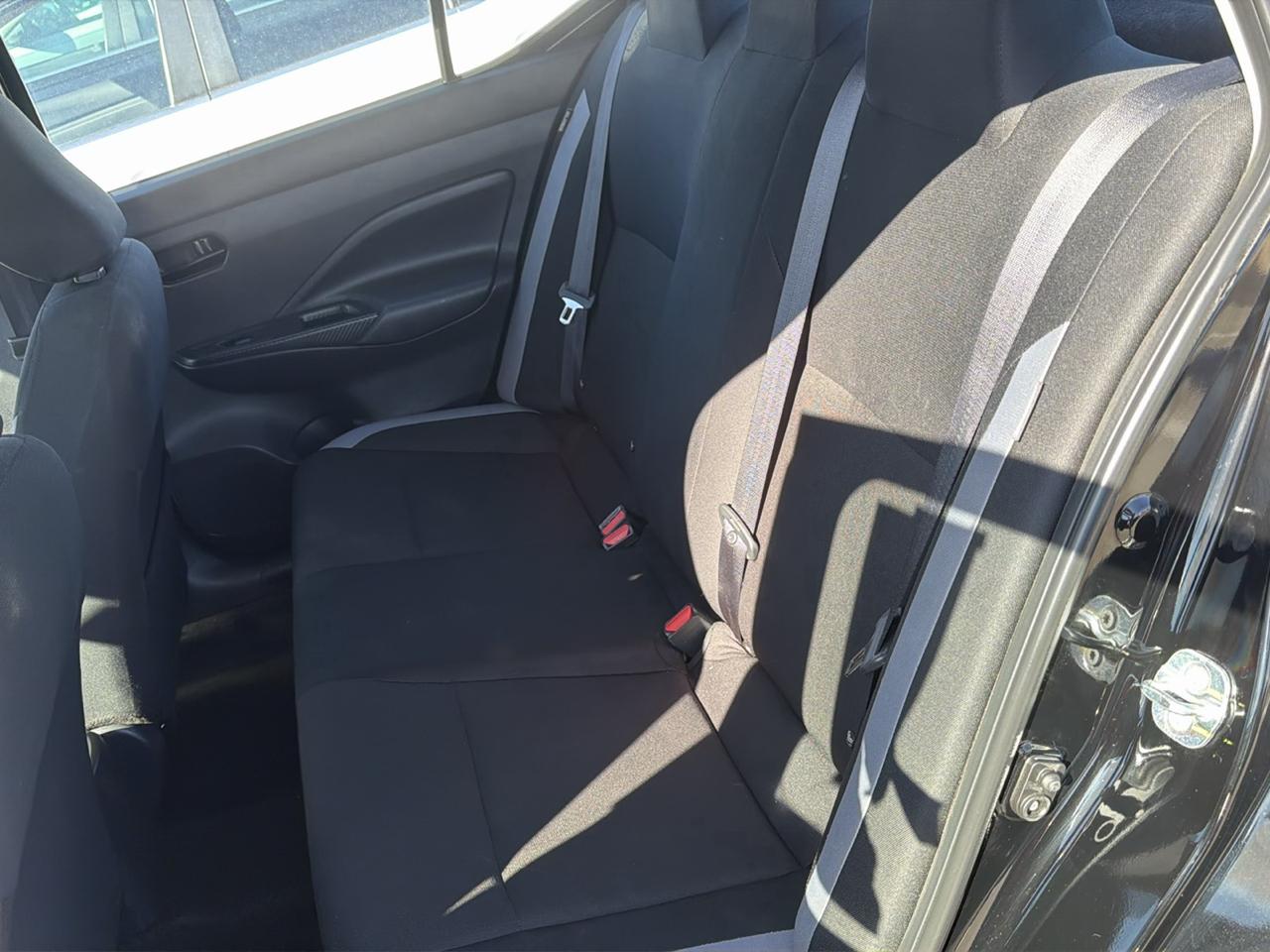 Nissan Versa  2025