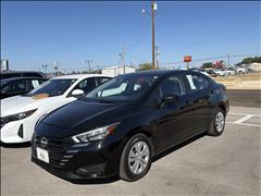 2025 Nissan Versa 