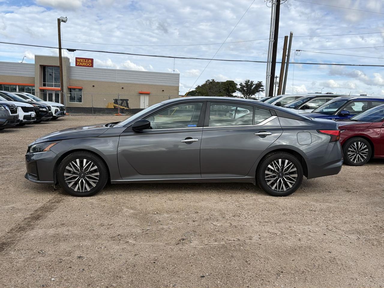 Nissan Altima  2024
