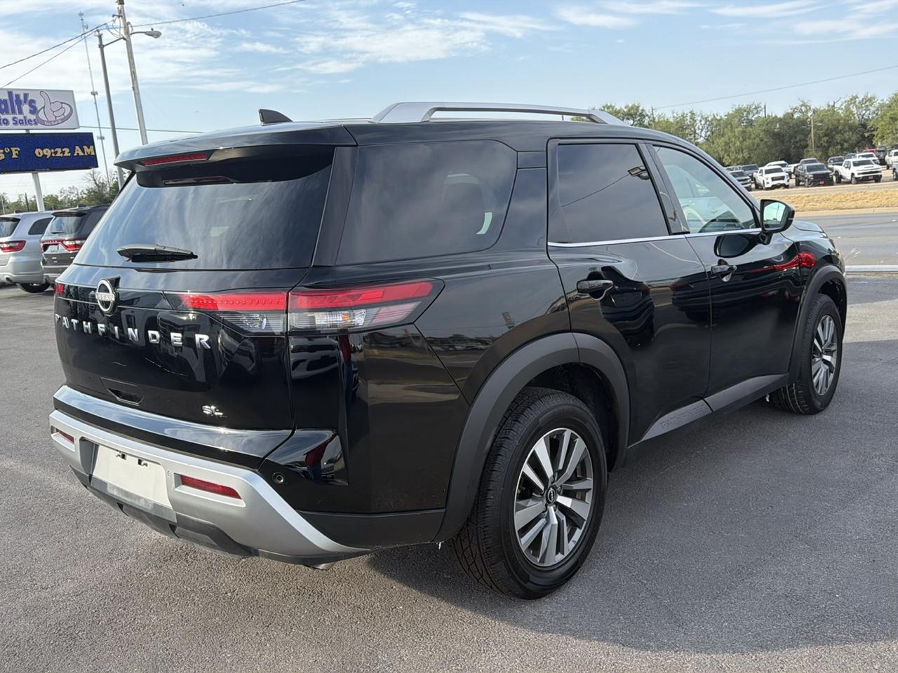 Nissan Pathfinder  2025