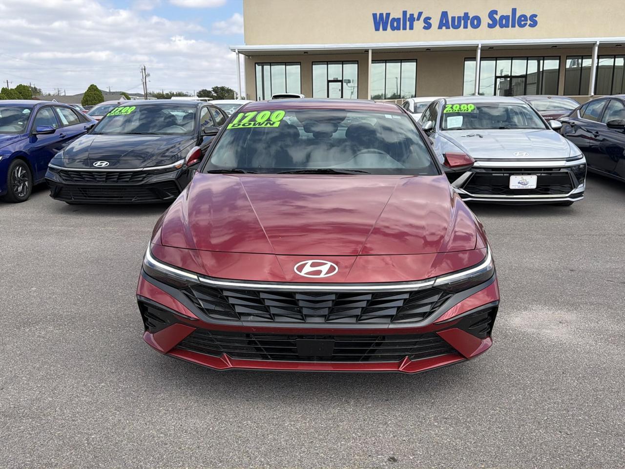 Hyundai Elantra  2025