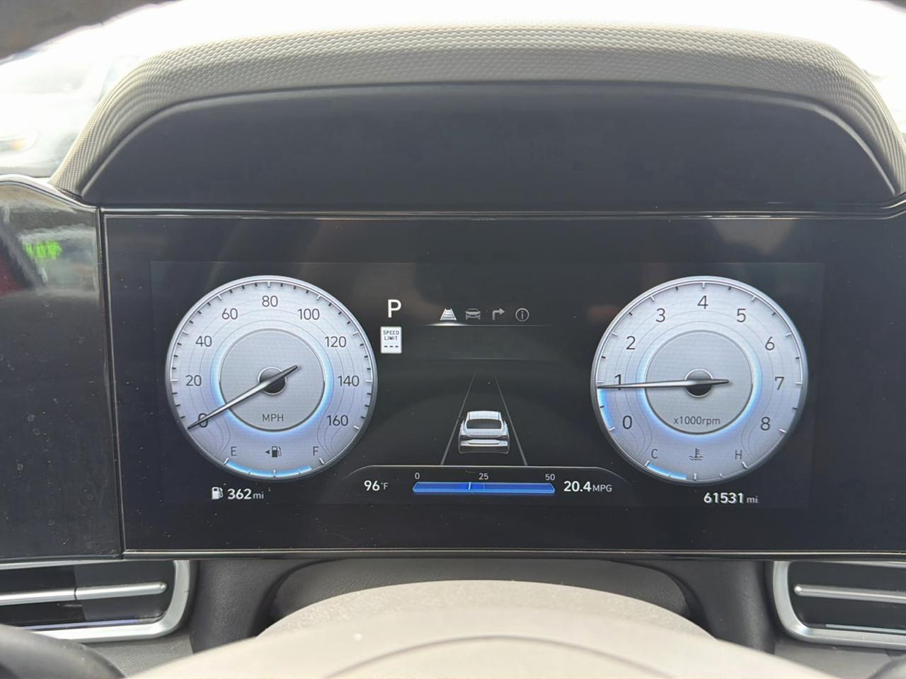 Hyundai Elantra  2025