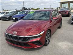 2025 Hyundai Elantra 