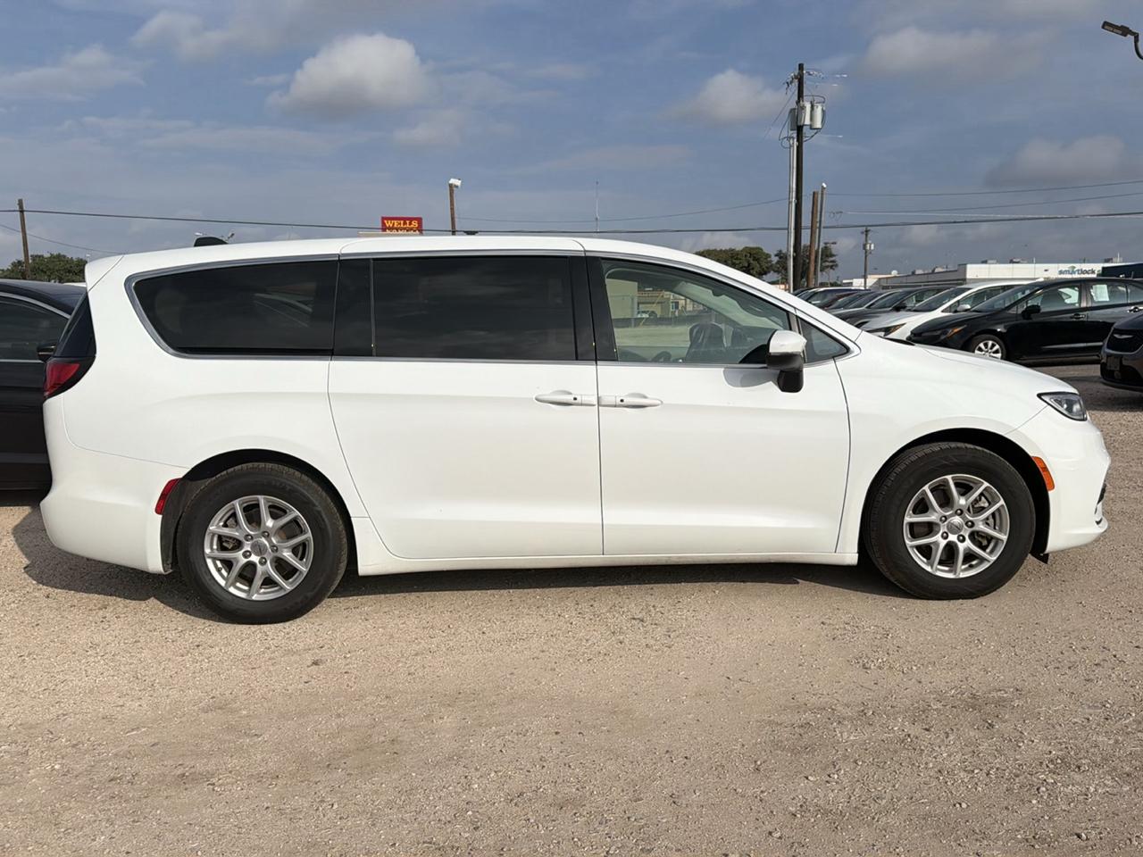 Chrysler Pacifica  2023
