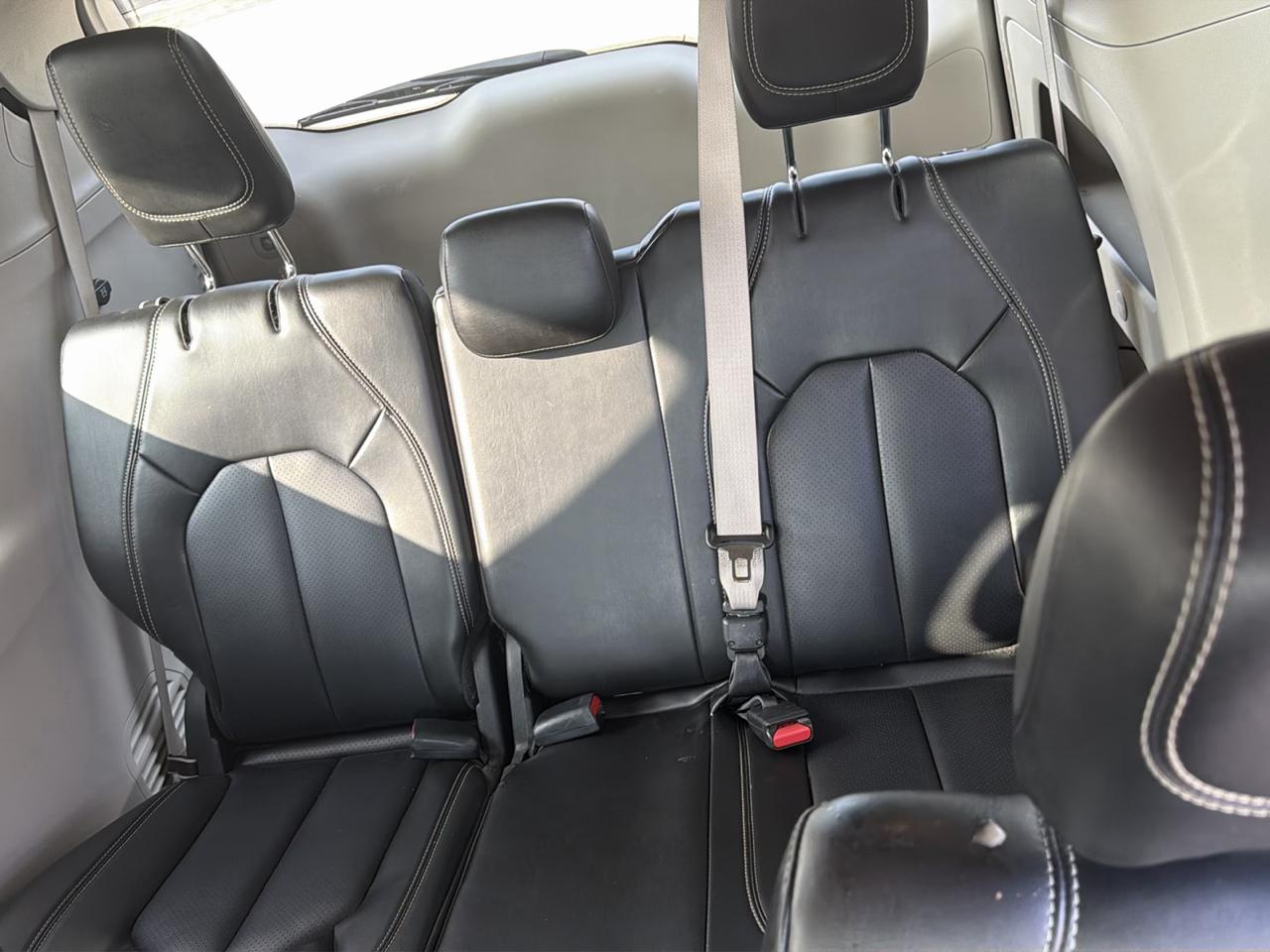 Chrysler Pacifica  2023