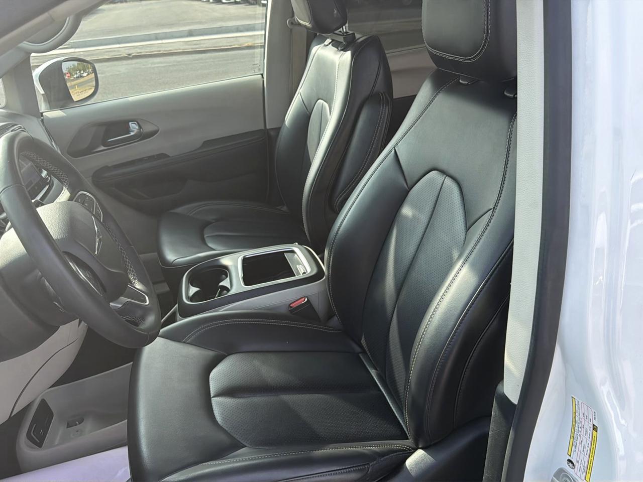 Chrysler Pacifica  2023