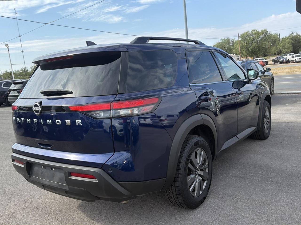 Nissan Pathfinder  2025
