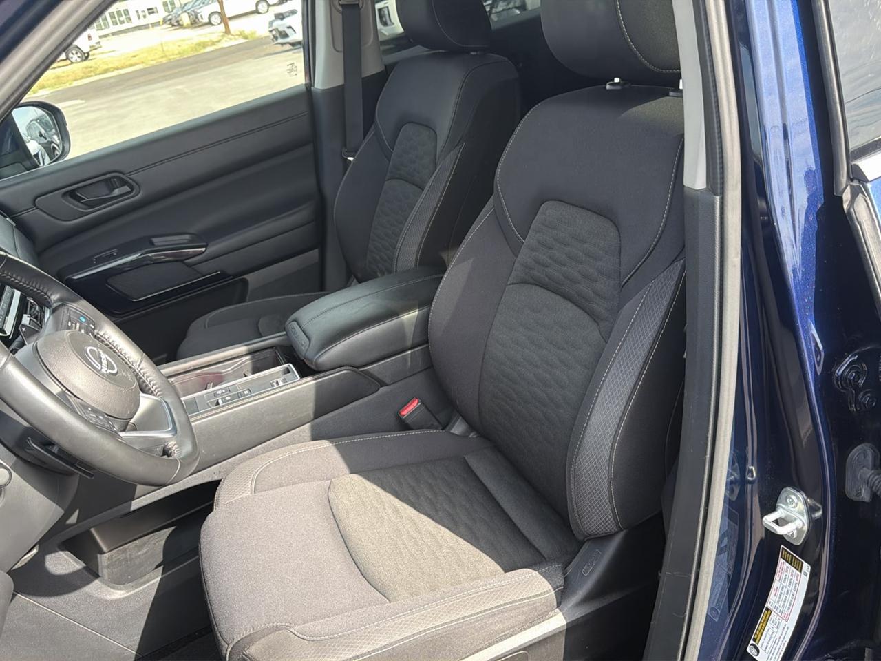 Nissan Pathfinder  2025