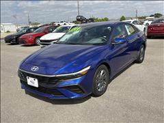 2024 Hyundai Elantra 