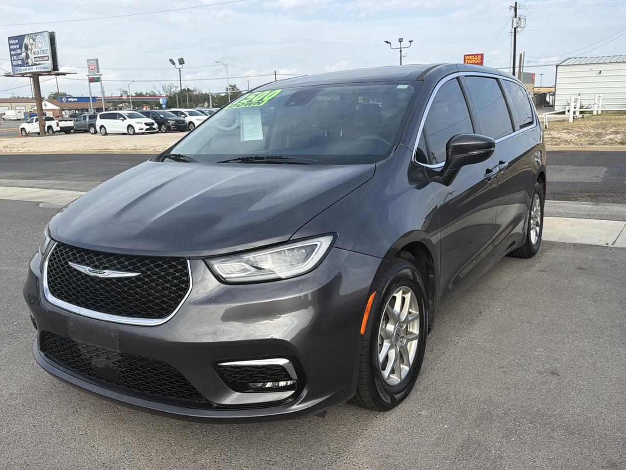2023 Chrysler Pacifica Touring L