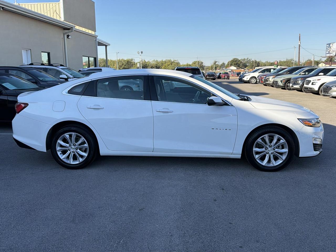 Chevrolet Malibu  2022