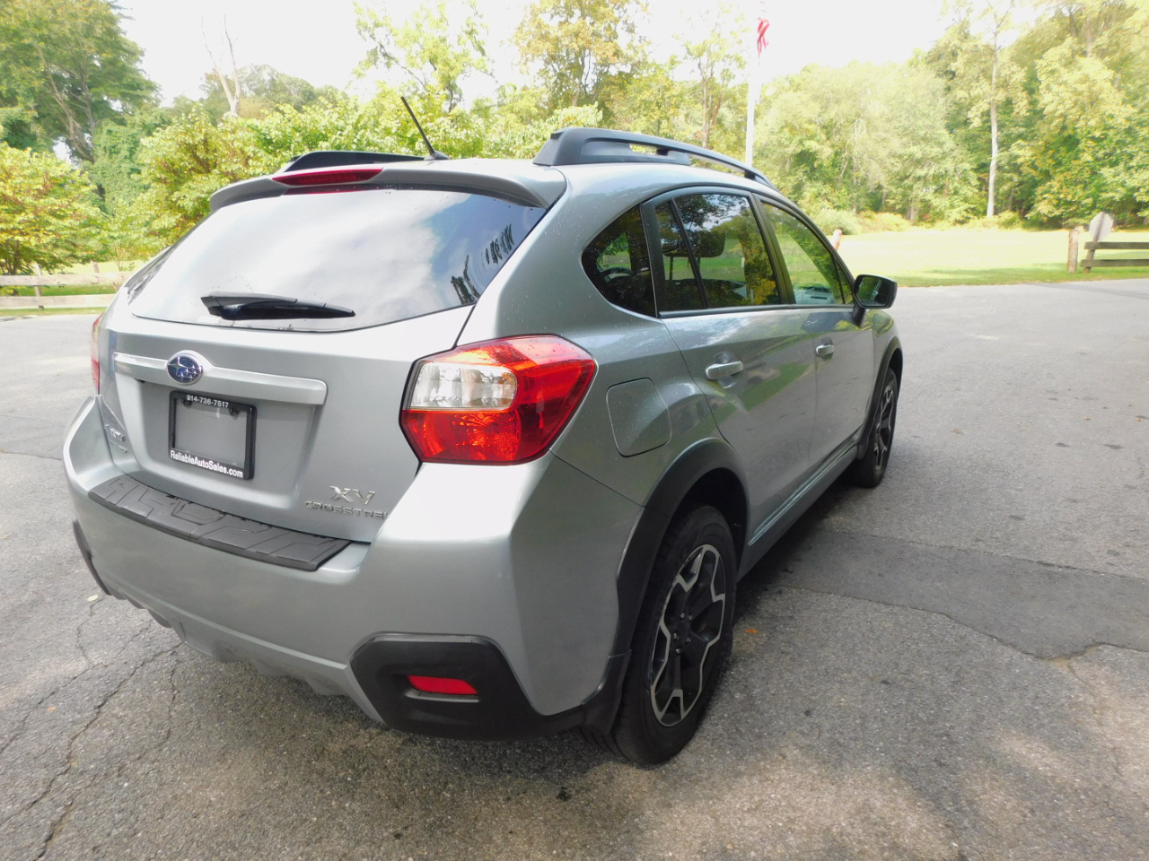 2015 Subaru Crosstrek Limited photo 2