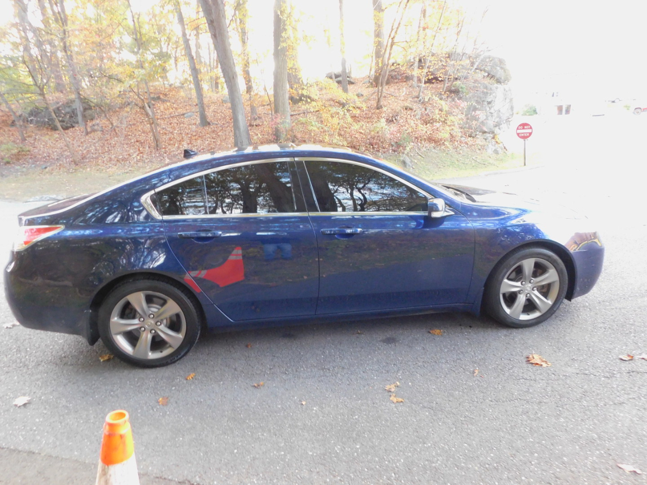 Acura TL 6-Speed AT SH-AWD with Tech Package and HPT 2014 Acura TL 6-Speed AT SH-AWD with Tech Package and HPT 2014