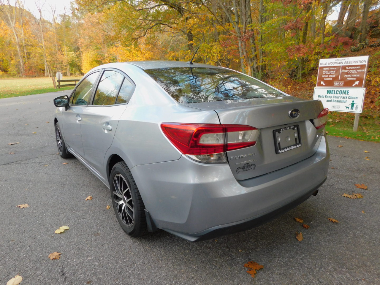 Subaru Impreza 2.0i 4-Door 2019 Subaru Impreza 2.0i 4-Door 2019