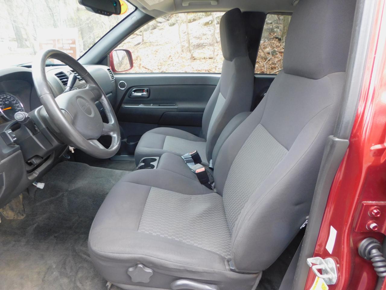 GMC Canyon SLE Crew Cab 4WD 2011