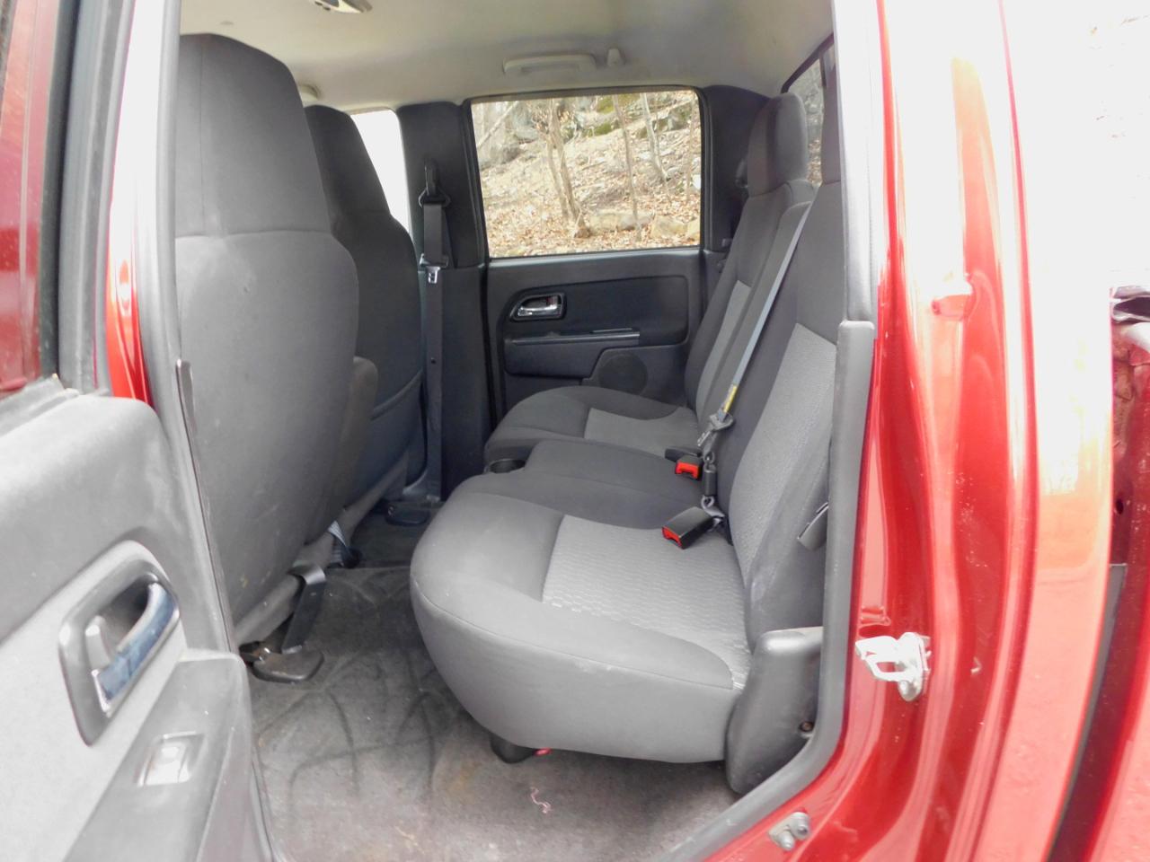 GMC Canyon SLE Crew Cab 4WD 2011