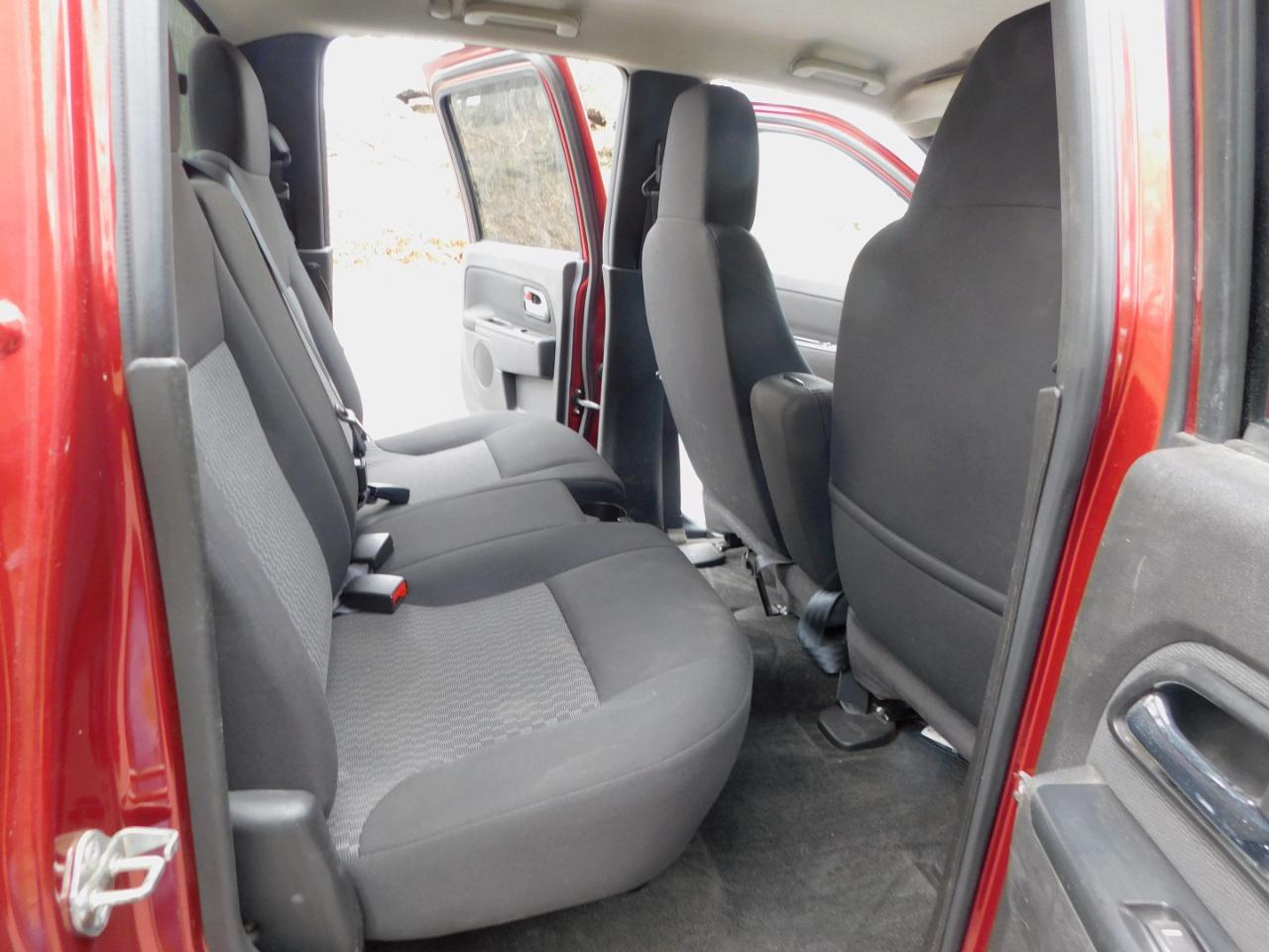 GMC Canyon SLE Crew Cab 4WD 2011