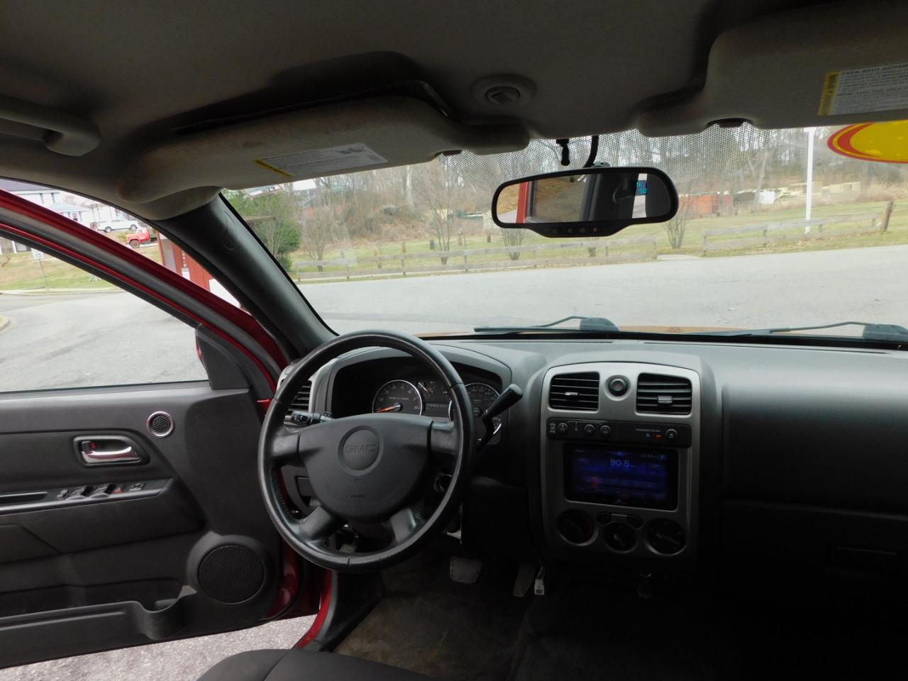 GMC Canyon SLE Crew Cab 4WD 2011