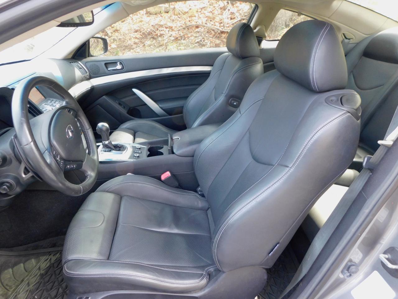 Infiniti Q60 Coupe AWD 2015