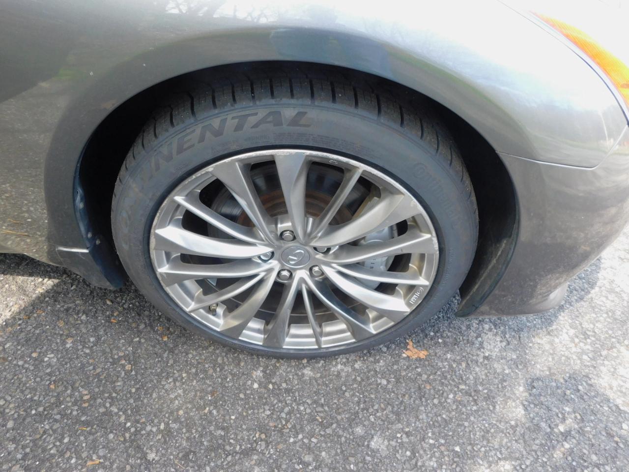 Infiniti Q60 Coupe AWD 2015