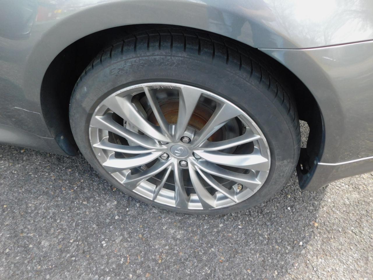 Infiniti Q60 Coupe AWD 2015