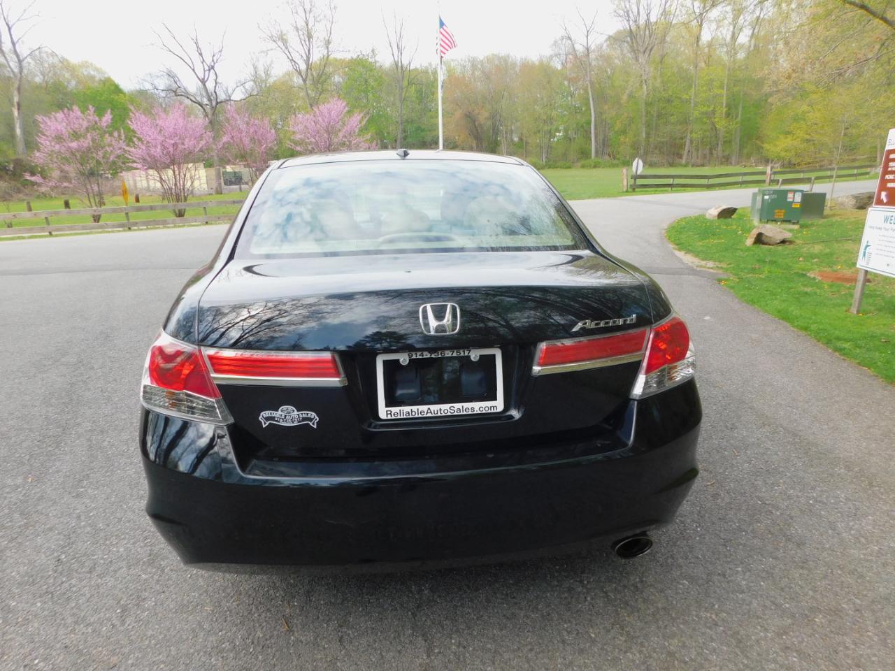 Honda Accord EX-L Sedan AT 2011