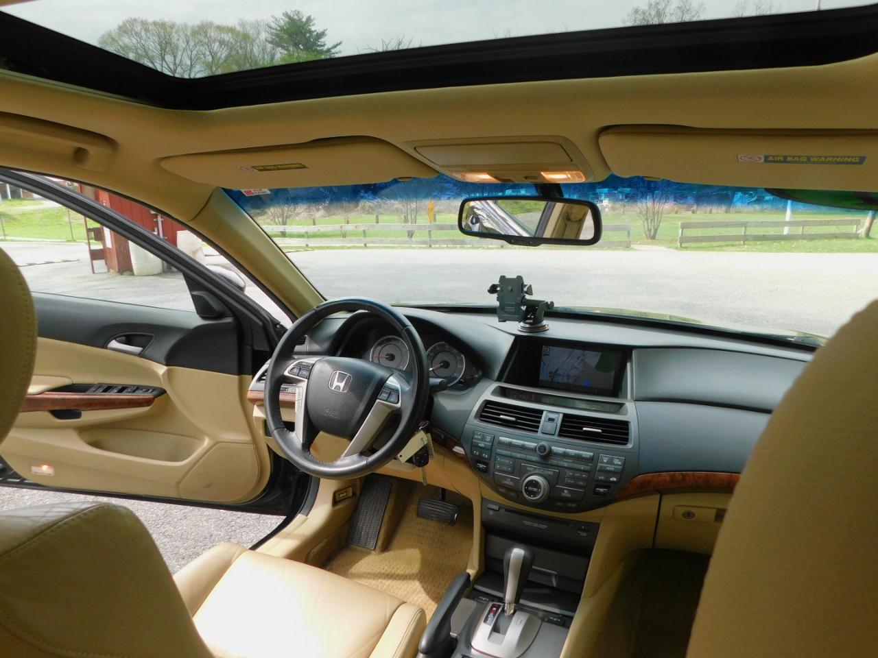 Honda Accord EX-L Sedan AT 2011