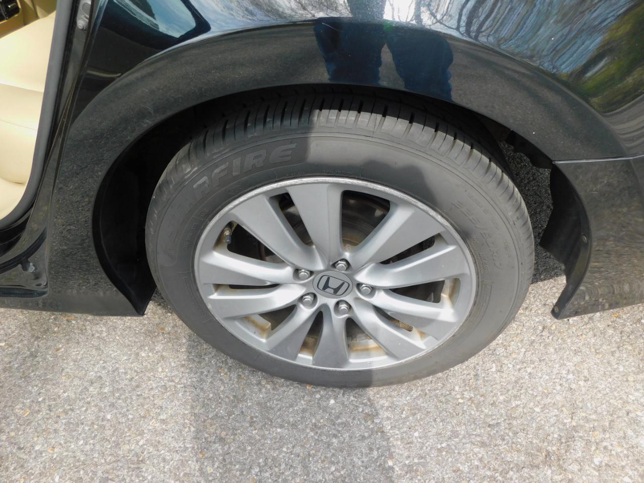 Honda Accord EX-L Sedan AT 2011