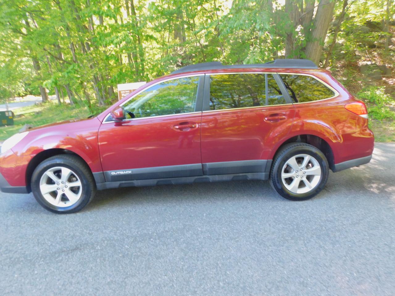 Subaru Outback 2.5i Premium 2013