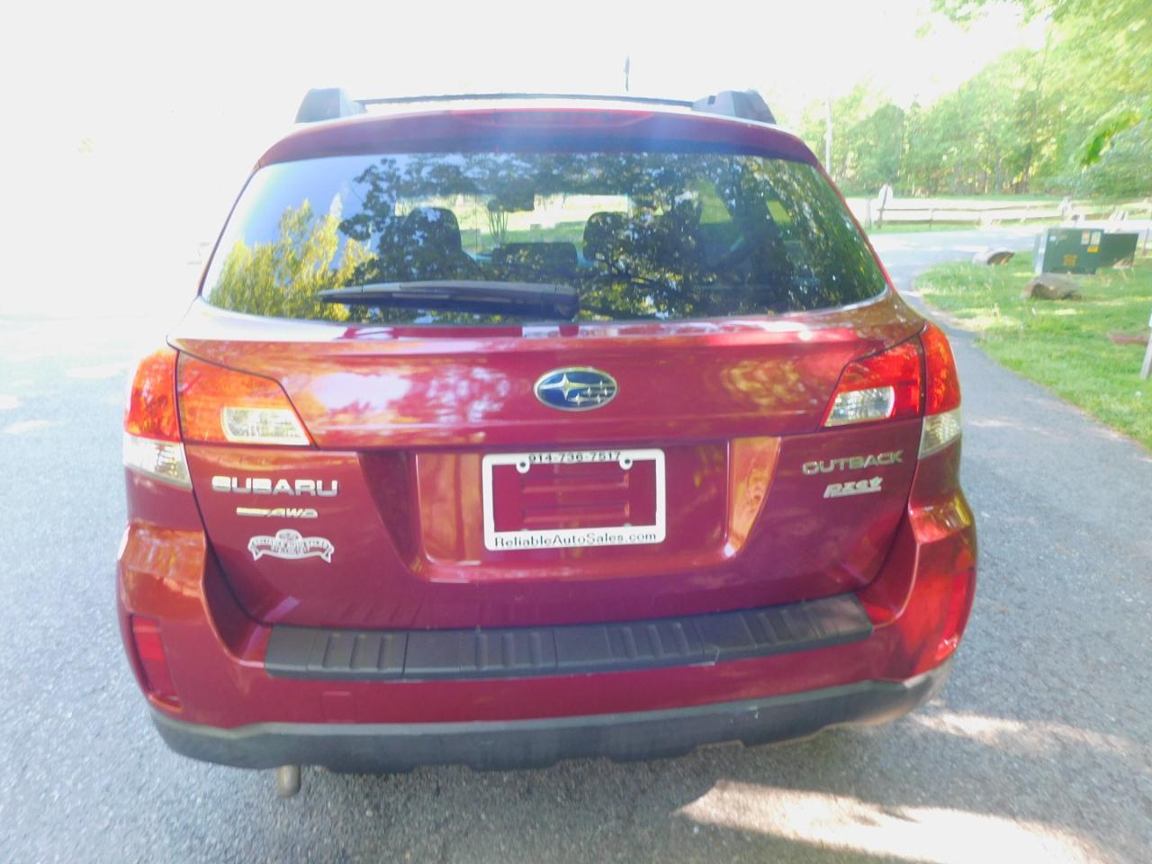 Subaru Outback 2.5i Premium 2013