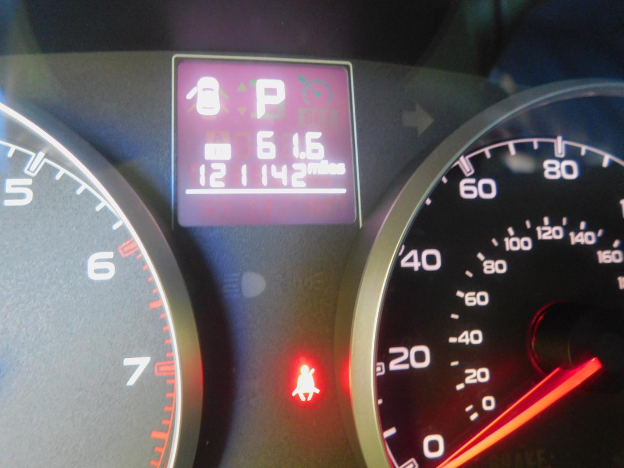 Subaru Outback 2.5i Premium 2013