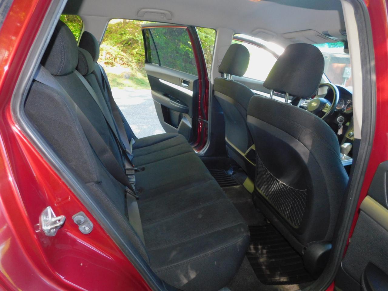 Subaru Outback 2.5i Premium 2013