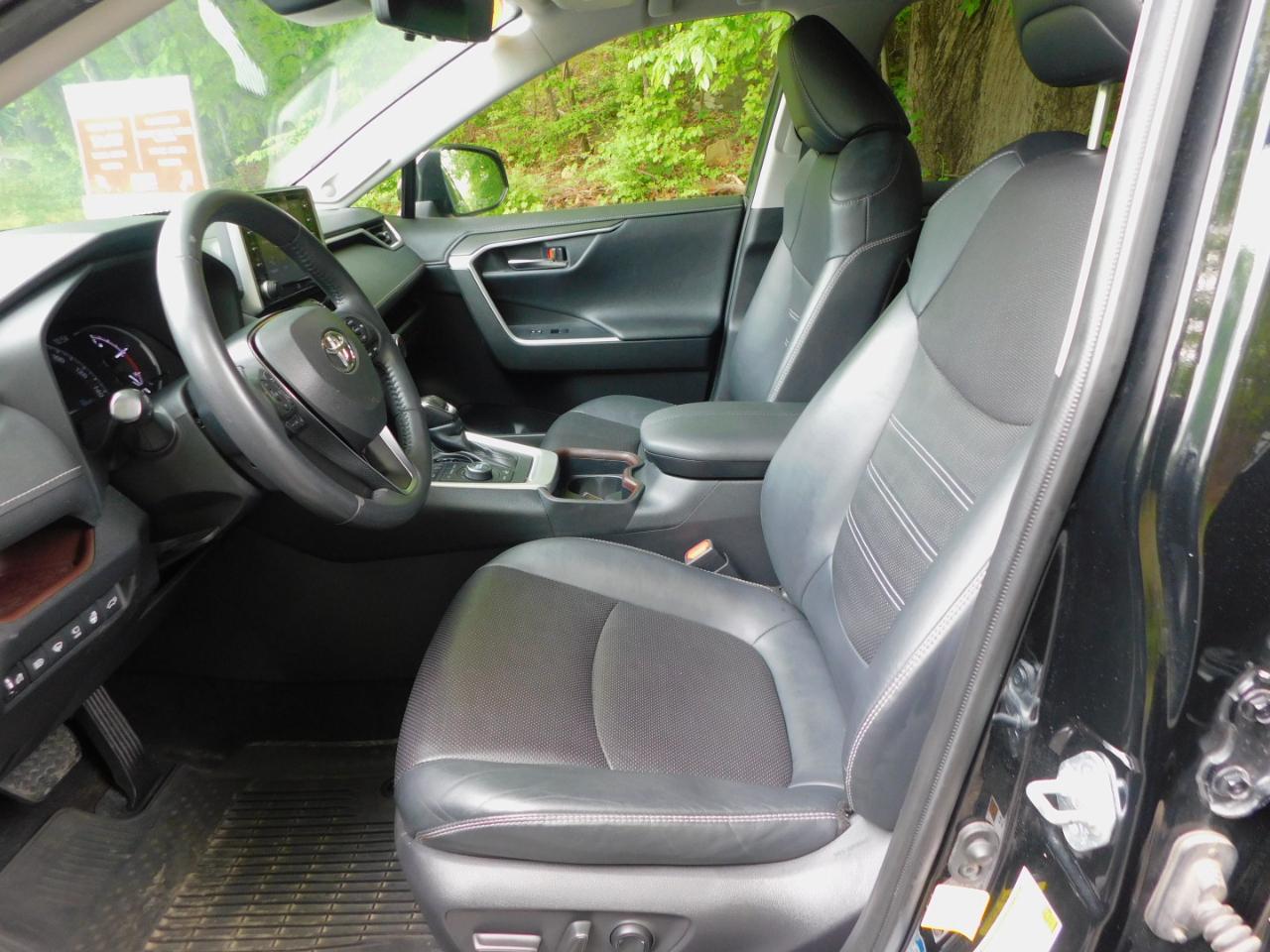 Toyota RAV4 Limited AWD 2020