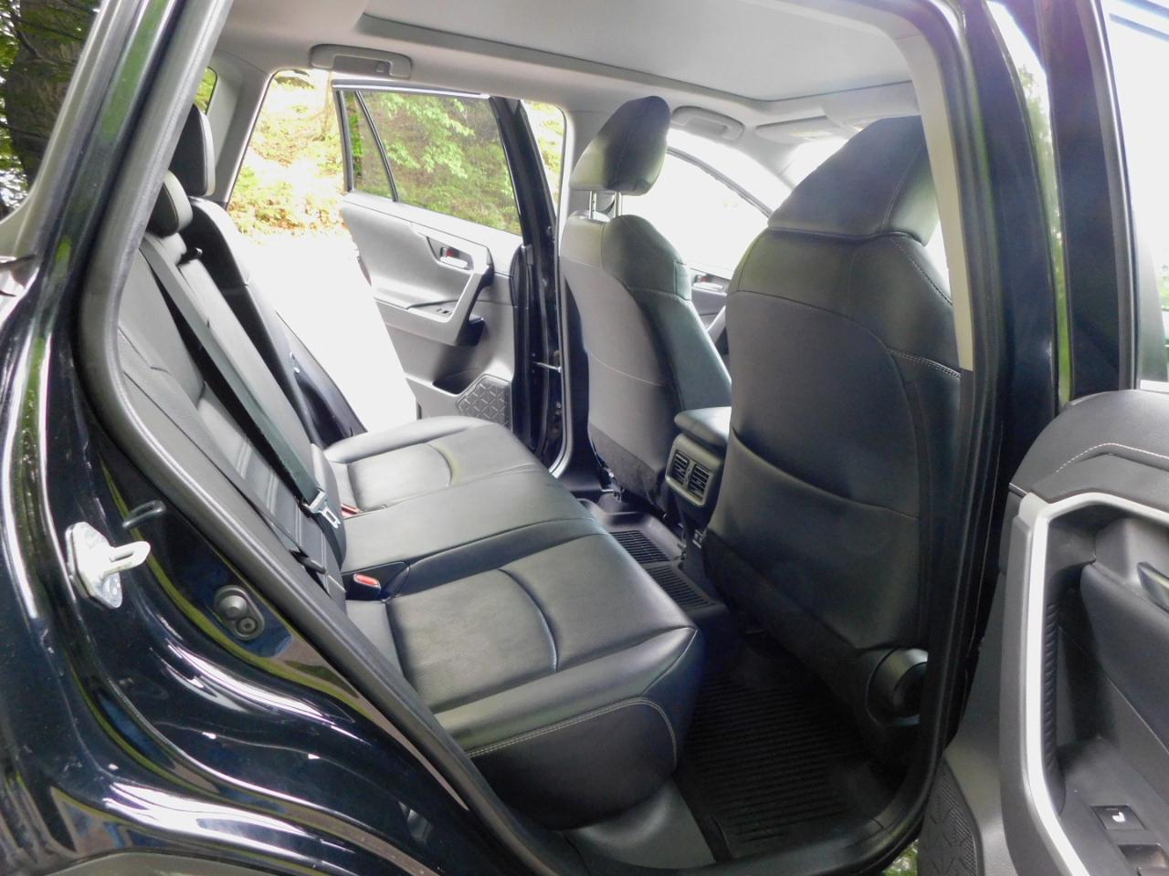 Toyota RAV4 Limited AWD 2020