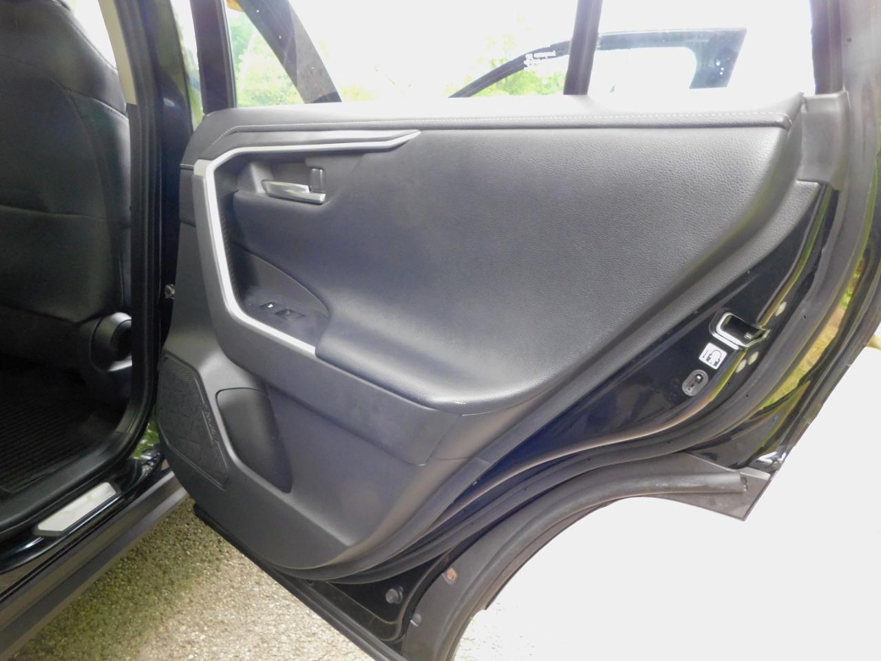 Toyota RAV4 Limited AWD 2020