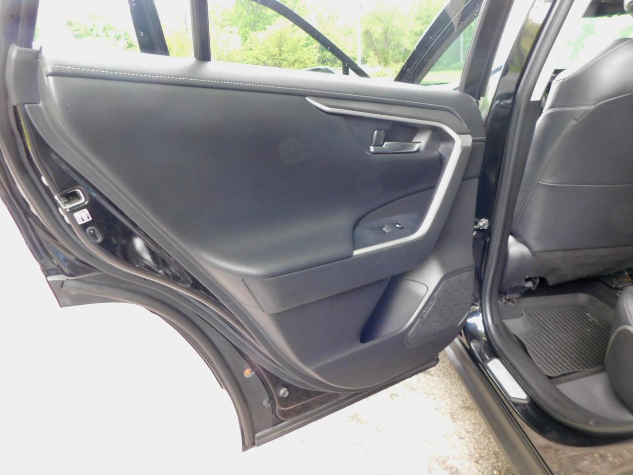 Toyota RAV4 Limited AWD 2020