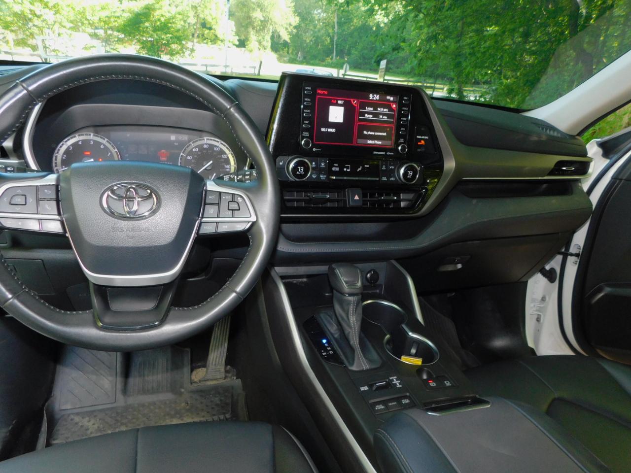 Toyota Highlander XLE AWD V6 2022
