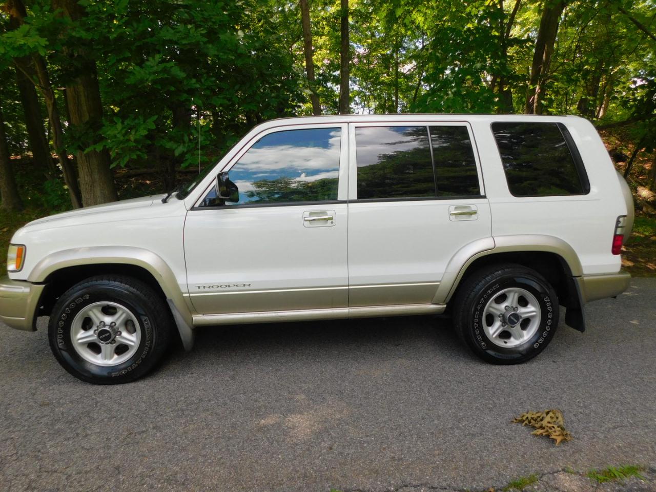 Isuzu Trooper 4dr LTD Auto 4WD 2001