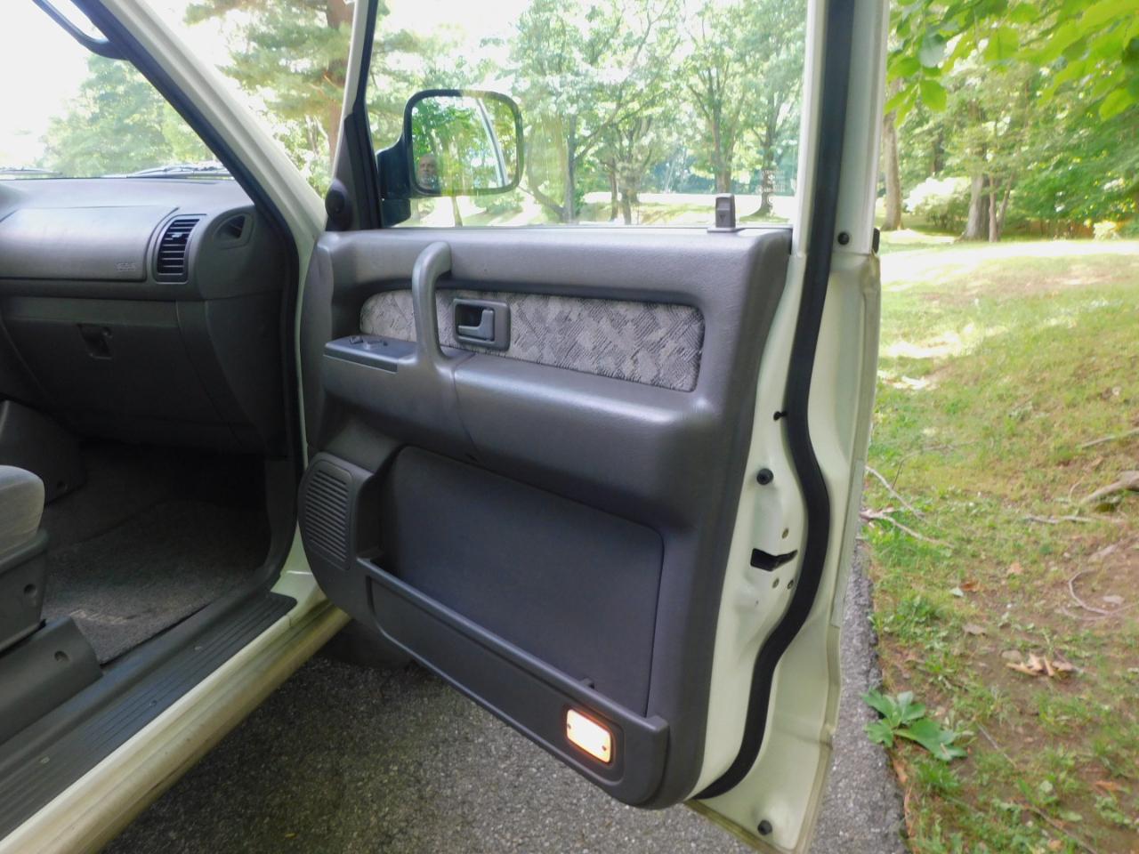 Isuzu Trooper 4dr LTD Auto 4WD 2001