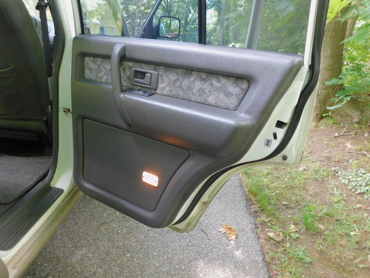 Isuzu Trooper 4dr LTD Auto 4WD 2001