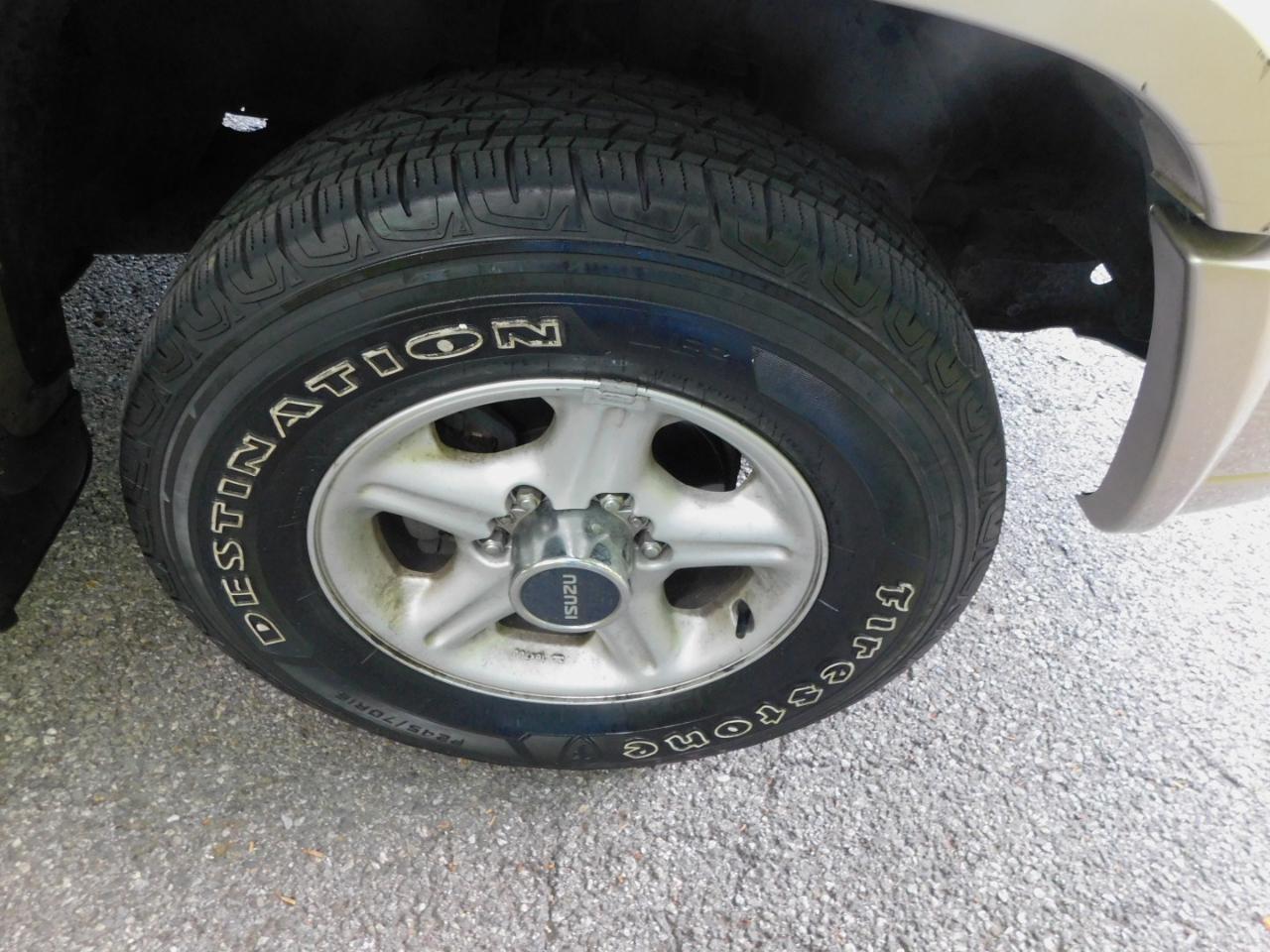 Isuzu Trooper 4dr LTD Auto 4WD 2001